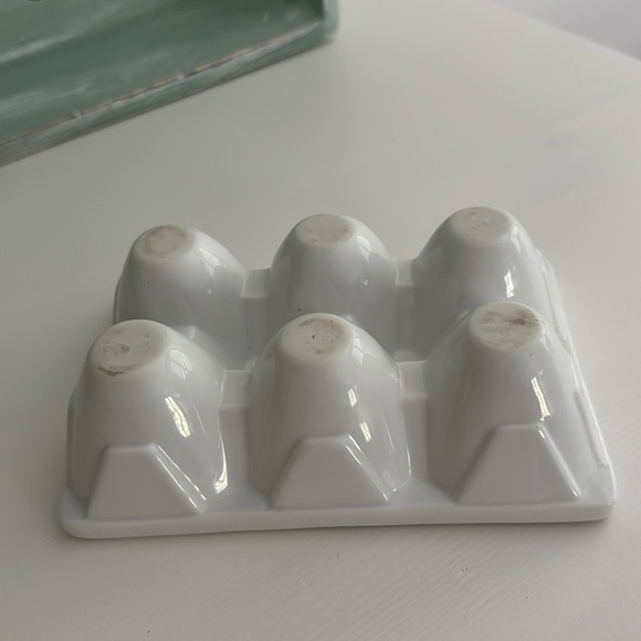 Ceramic Egg Carton Organizer Candy Dish - Picture 2 of 5